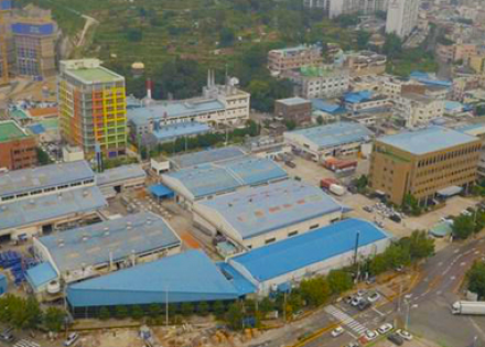 접착제 사업으로 출발, 현재 '소재 사업' 역량 집중